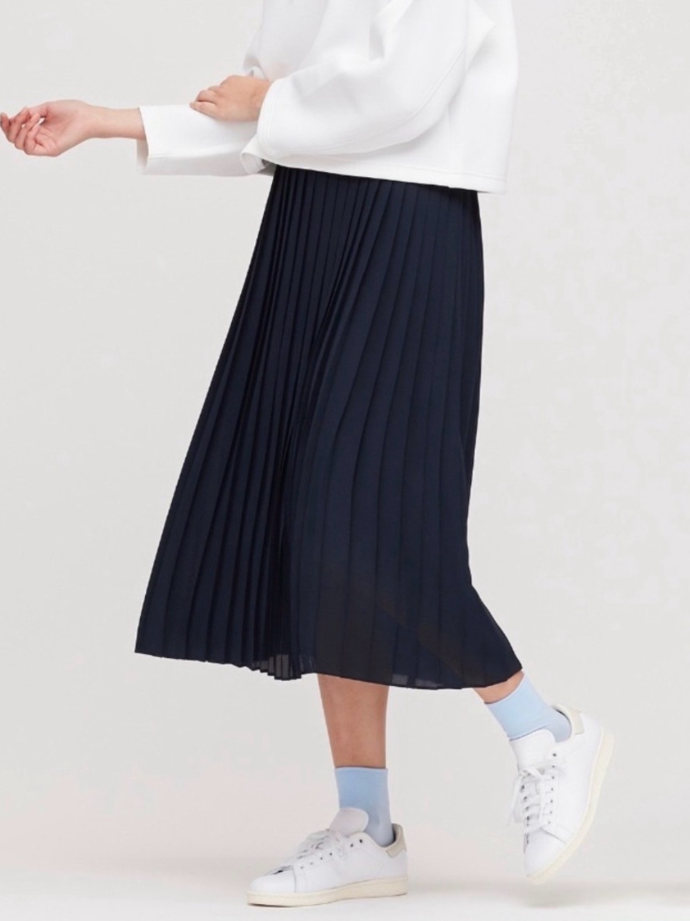 Uniqlo Minimalist Accordion Pleated Aline Midi Skirt Dark Navy M NWOT